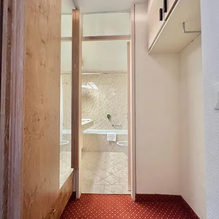 Daire Schwarzwaldapartment Nr 14 40qm Zwei Einzel Betten Rustikal